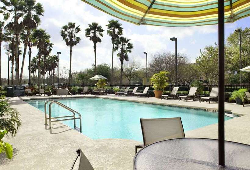 בית מלון כפרי Embassy Suites By Hilton Orlando Airport