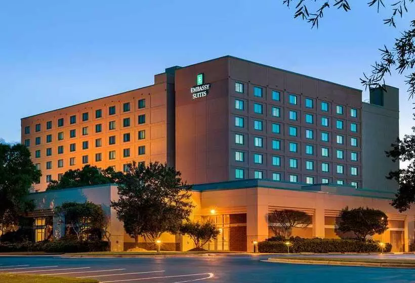 هتل Embassy Suites By Hilton Raleigh Durham Research Triangle