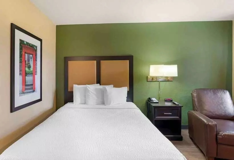 هتل Extended Stay America Select Suites   Newport News   Oyster Point