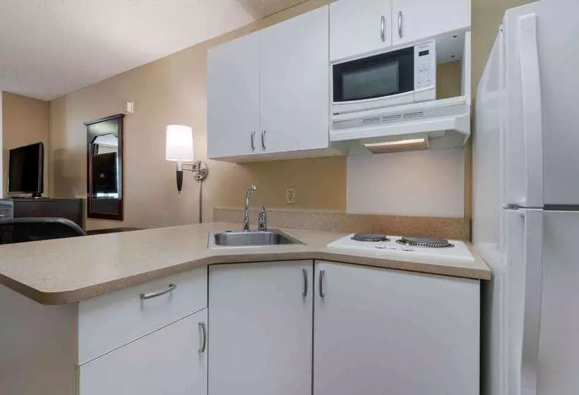 酒店 Extended Stay America Suites  Santa Rosa  South