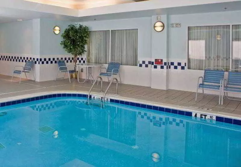 Отель Fairfield Inn And Suites By Marriott Atlanta Suwanee