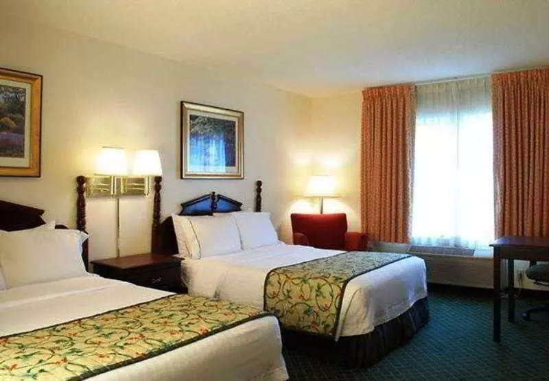Отель Fairfield Inn And Suites By Marriott Atlanta Suwanee