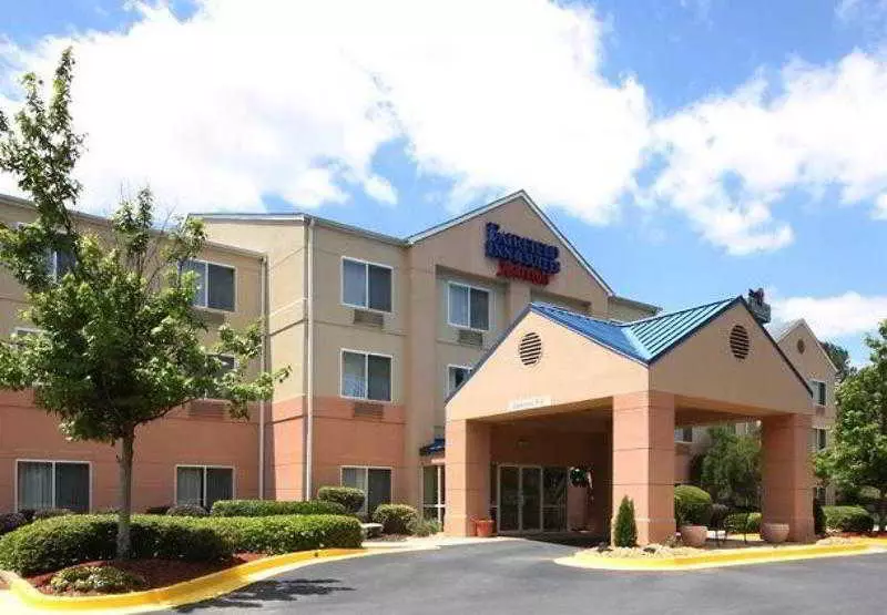 Отель Fairfield Inn And Suites By Marriott Atlanta Suwanee