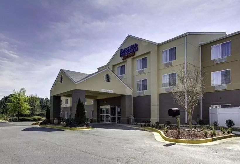 Отель Fairfield Inn And Suites By Marriott Atlanta Suwanee