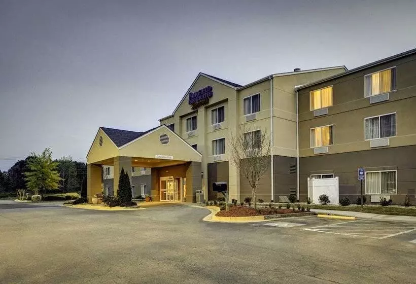 Отель Fairfield Inn And Suites By Marriott Atlanta Suwanee
