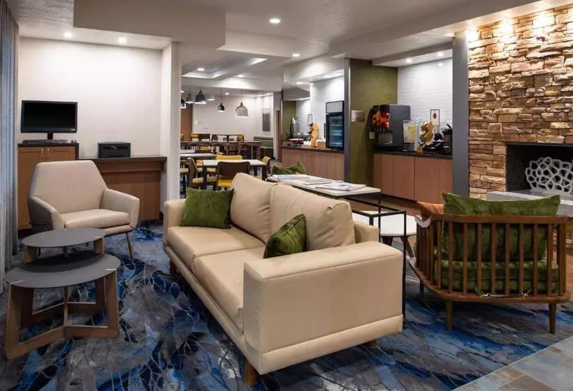 ホテル Fairfield Inn And Suites Beloit