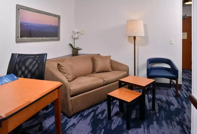 ホテル Fairfield Inn And Suites Beloit