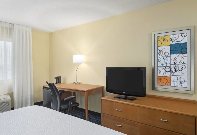Hotel Fairfield Inn & Suites Lima