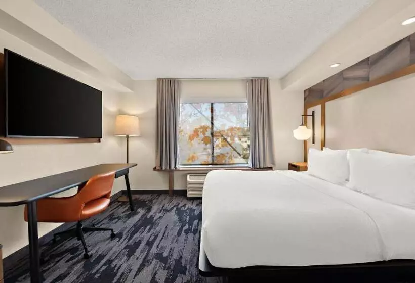 Отель Fairfield By Marriott Chesapeake