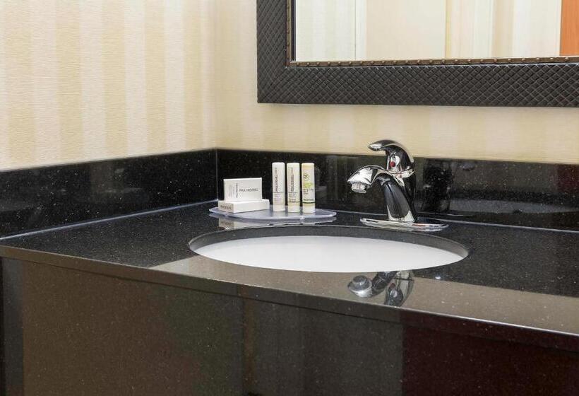 فندق Fairfield Inn & Suites Fargo