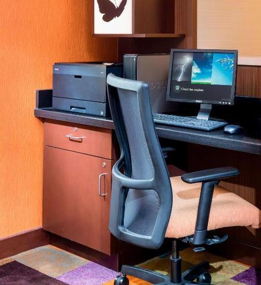 فندق Fairfield Inn & Suites Lincoln