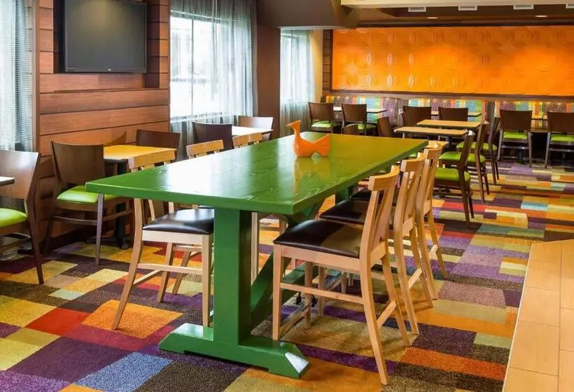 호텔 Fairfield Inn & Suites Springfield