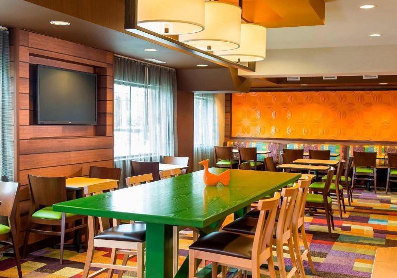 호텔 Fairfield Inn & Suites Springfield