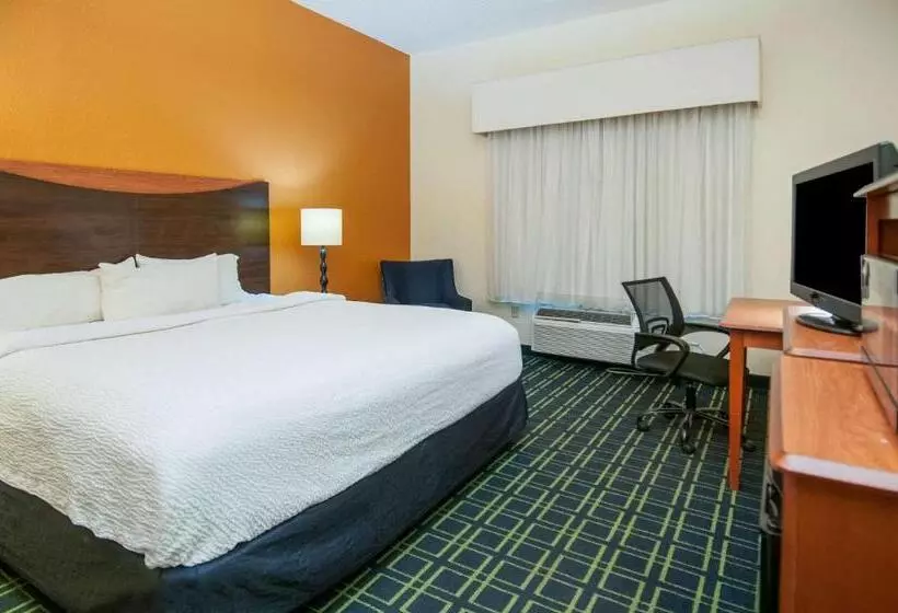 호텔 Quality Inn & Suites