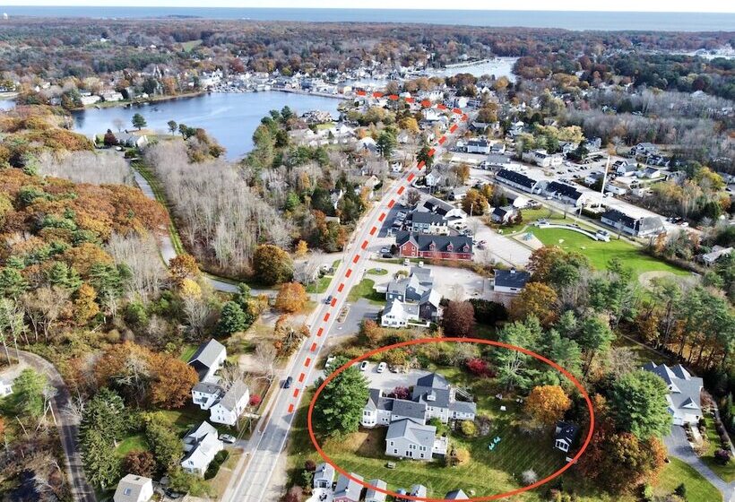 호텔 The Inn At English Meadows