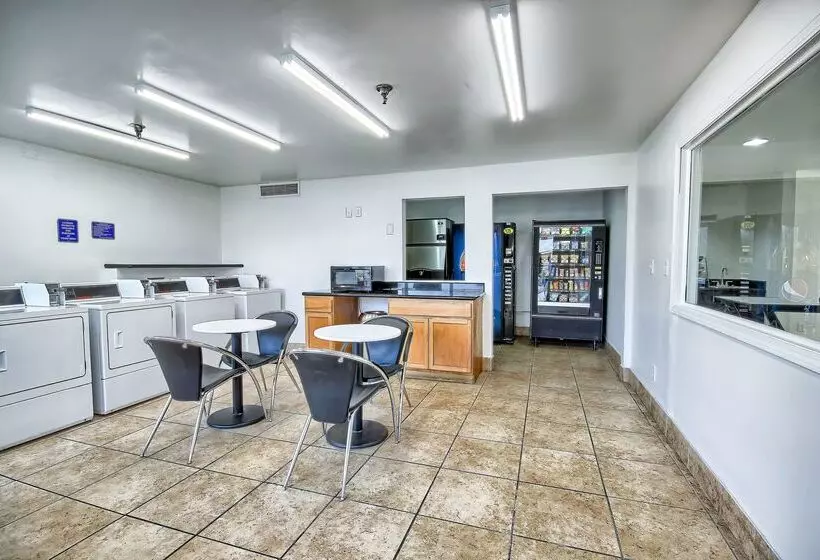 Motel 6 Columbus, Oh West