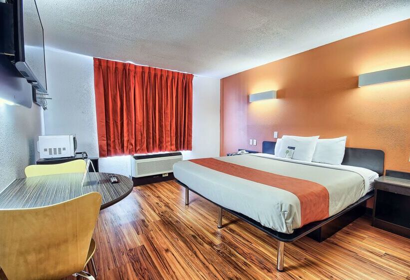 Motel 6 Columbus, Oh  West