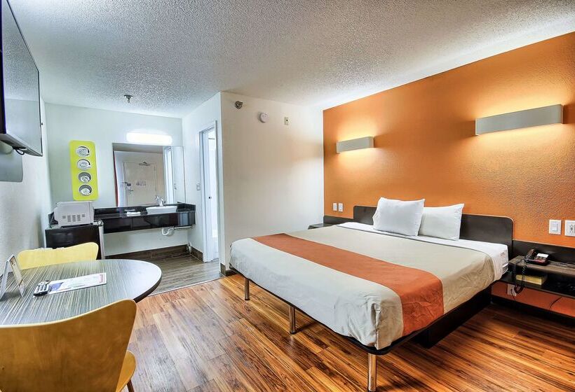 Motel 6 Columbus, Oh  West