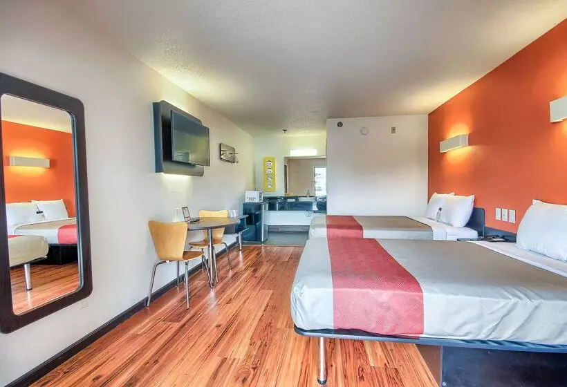 Motel 6 Columbus, Oh West