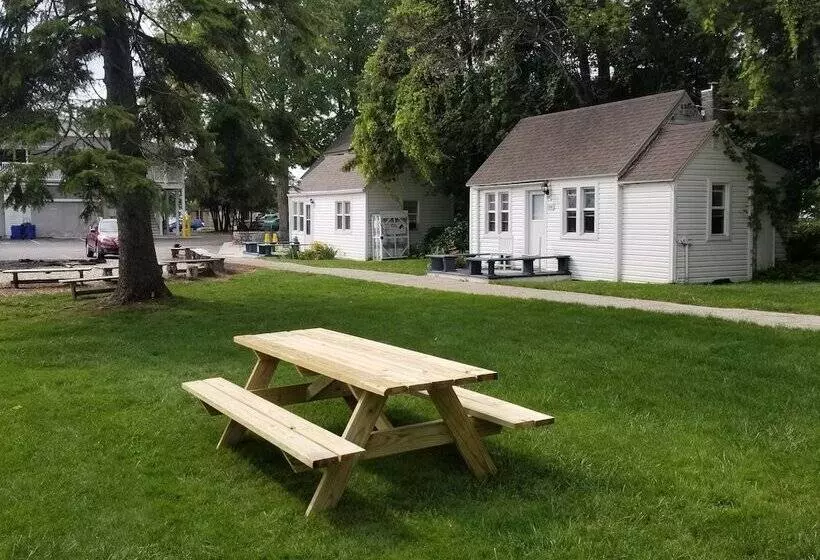 モーテル Edgewater Resort