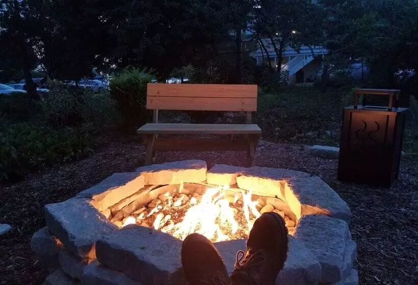 モーテル Edgewater Resort