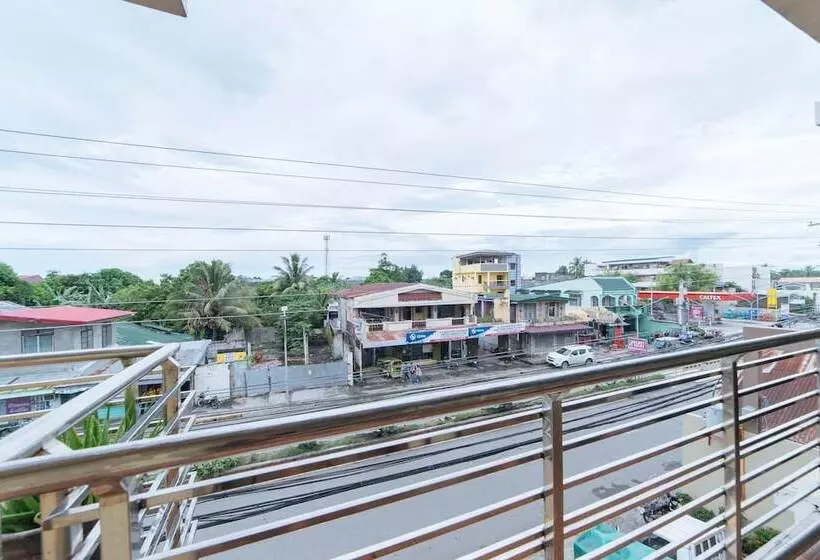 ユースホステル Reddoorz Near Golden Sarok Shrine