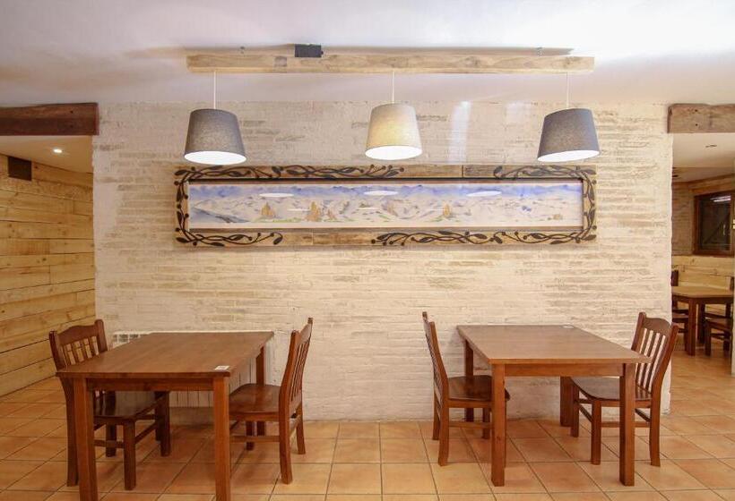 הוסטל Refugio De Bujaruelo