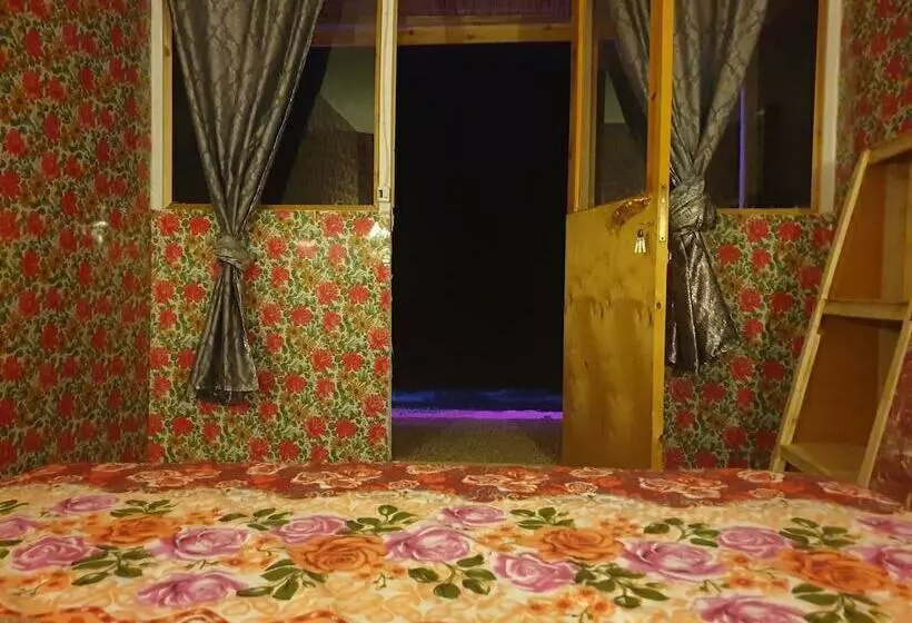 هاستل Starlight Camp Nuweiba