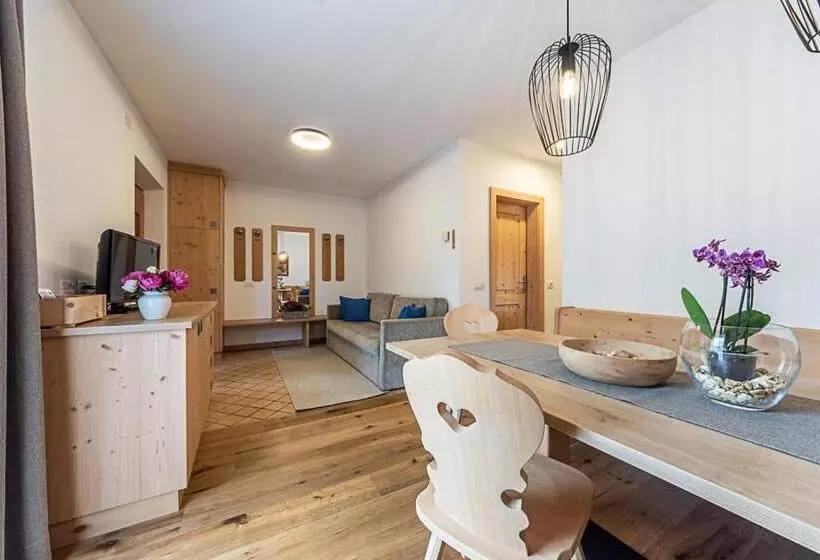 هتل Agriturismo Corjel