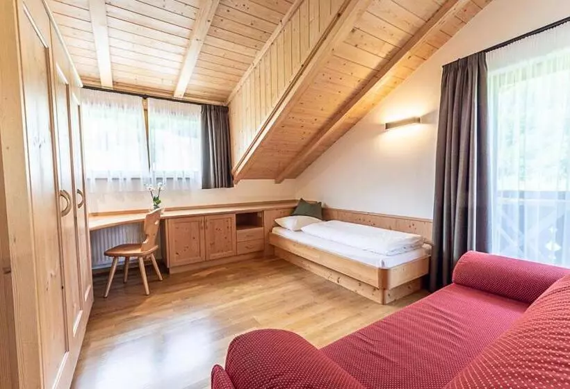 هتل Agriturismo Corjel