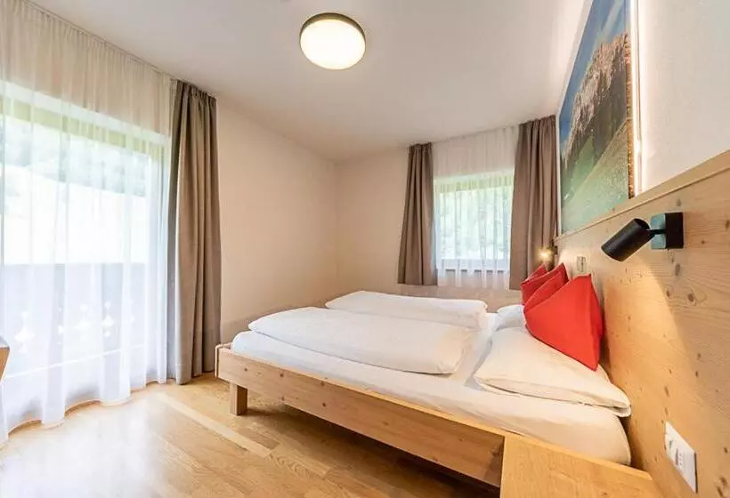 هتل Agriturismo Corjel