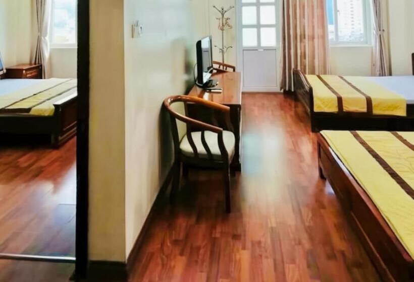 فندق Pho Hien Star