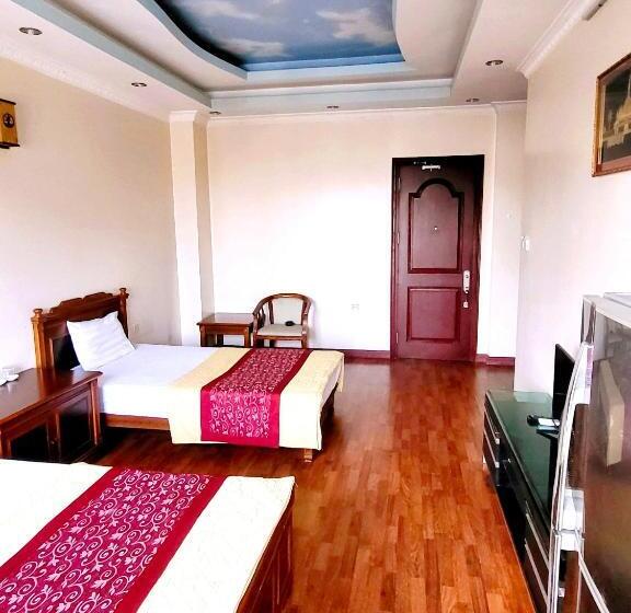 فندق Pho Hien Star