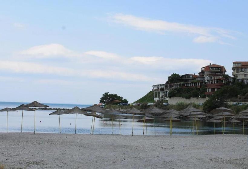 پانسیون Emona Guest House