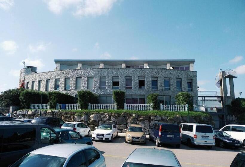 Apartamentos El Caserio