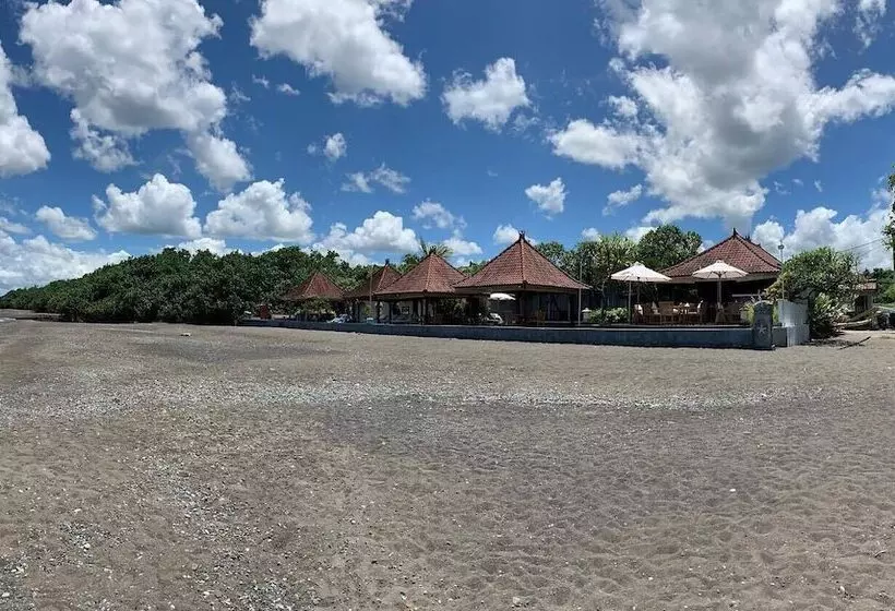 Aamiaismajoitus (B&B) Nalika Beach Resort & Restaurant   Adults Only