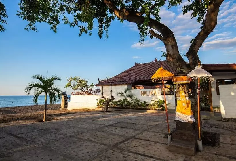 Aamiaismajoitus (B&B) Nalika Beach Resort & Restaurant   Adults Only