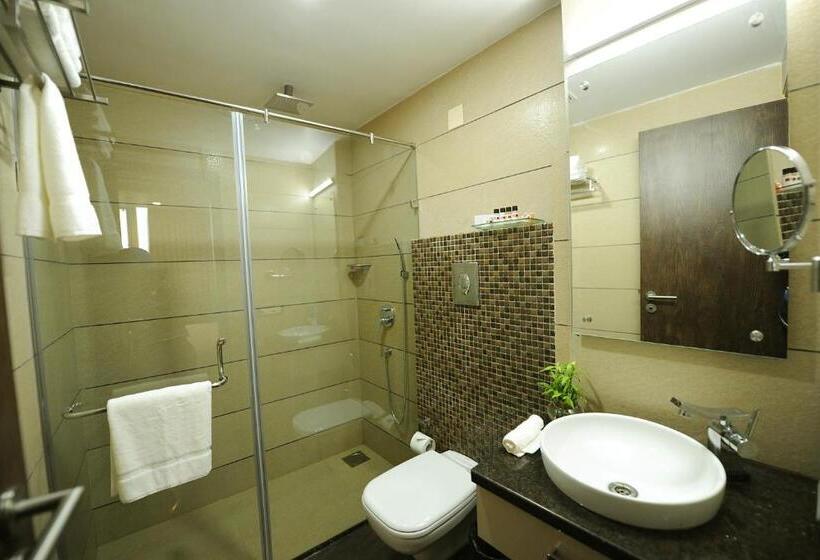 Abode By Aliste Hotels 2 Minutes Walking To Golden Temple, Amritsar