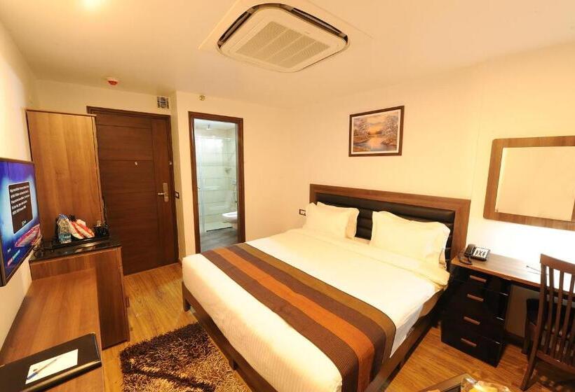 Abode By Aliste Hotels 2 Minutes Walking To Golden Temple, Amritsar