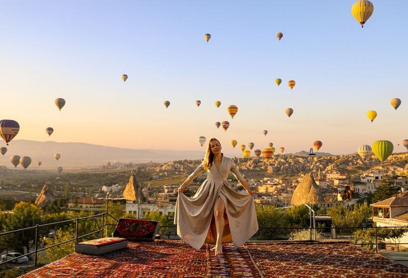 هتل Cappadocia Caves