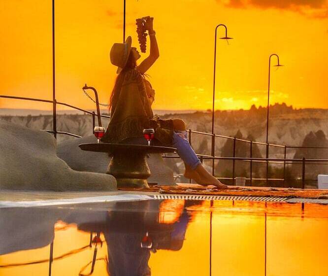 هتل Cappadocia Caves