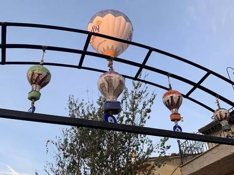 ホテル Cappadocia Caves