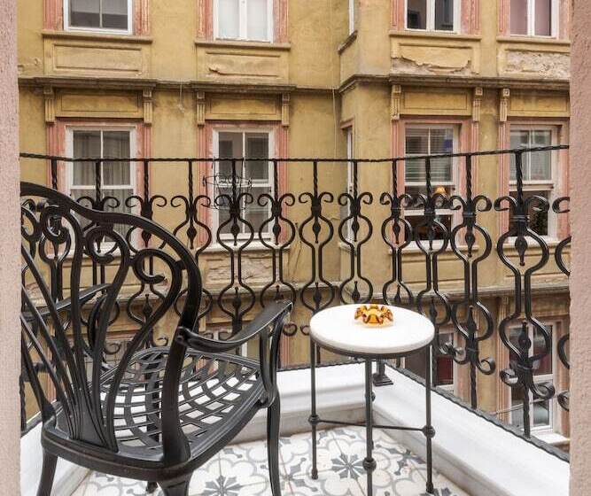 ホテル Des Arts Galata