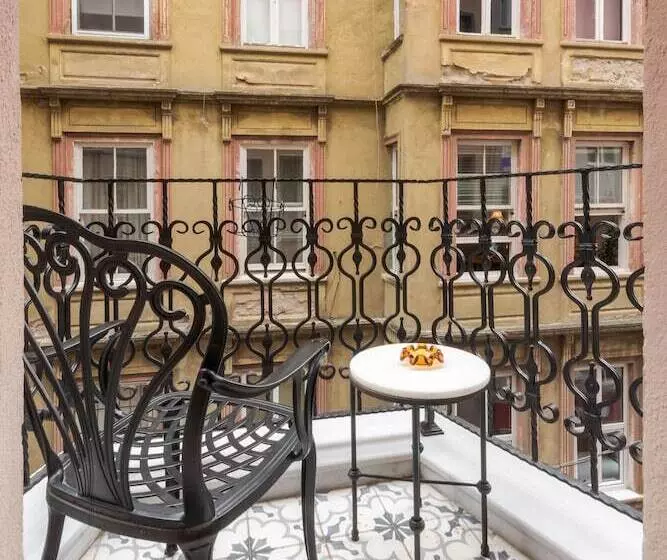 ホテル Des Arts Galata