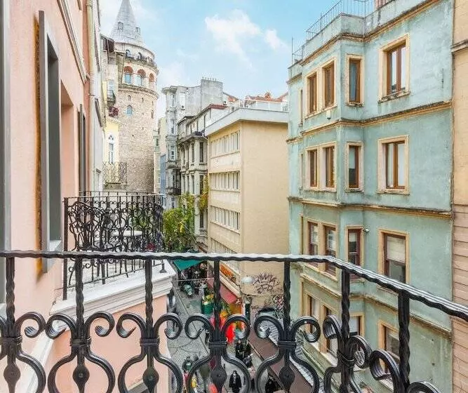 ホテル Des Arts Galata