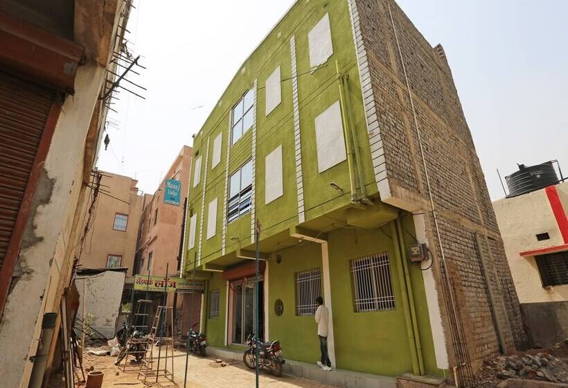 هتل Landmark 2 Power House By Oyo Rooms