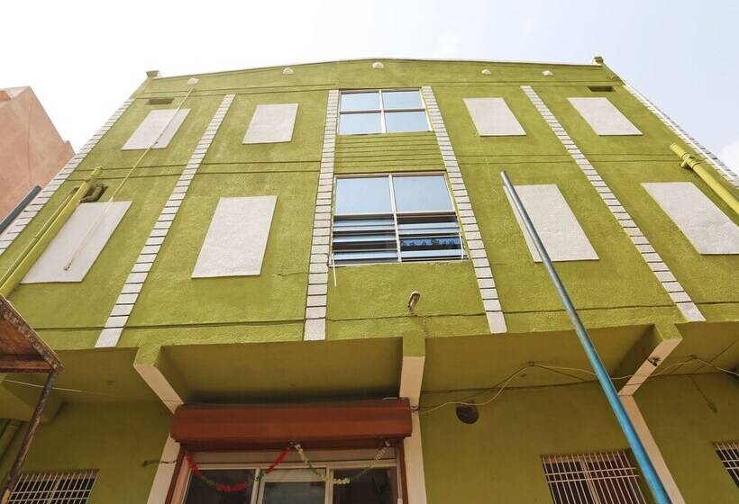 هتل Landmark 2 Power House By Oyo Rooms