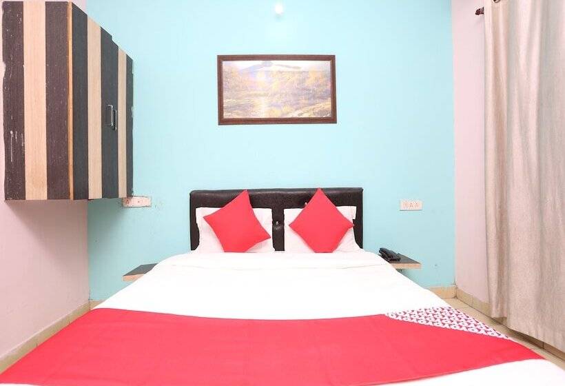 هتل Landmark 2 Power House By Oyo Rooms