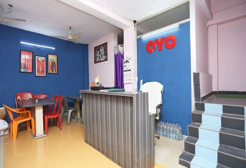 هتل Landmark 2 Power House By Oyo Rooms