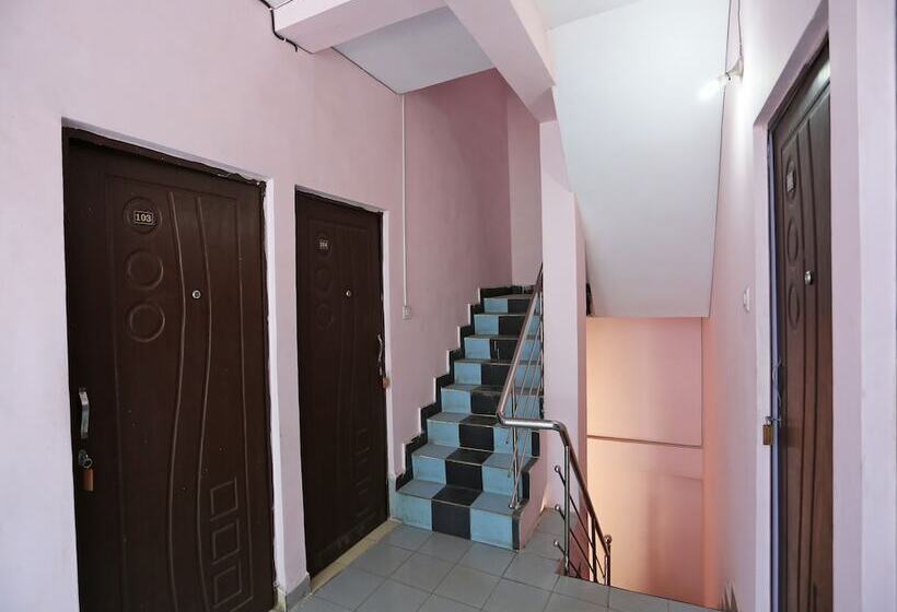 هتل Landmark 2 Power House By Oyo Rooms